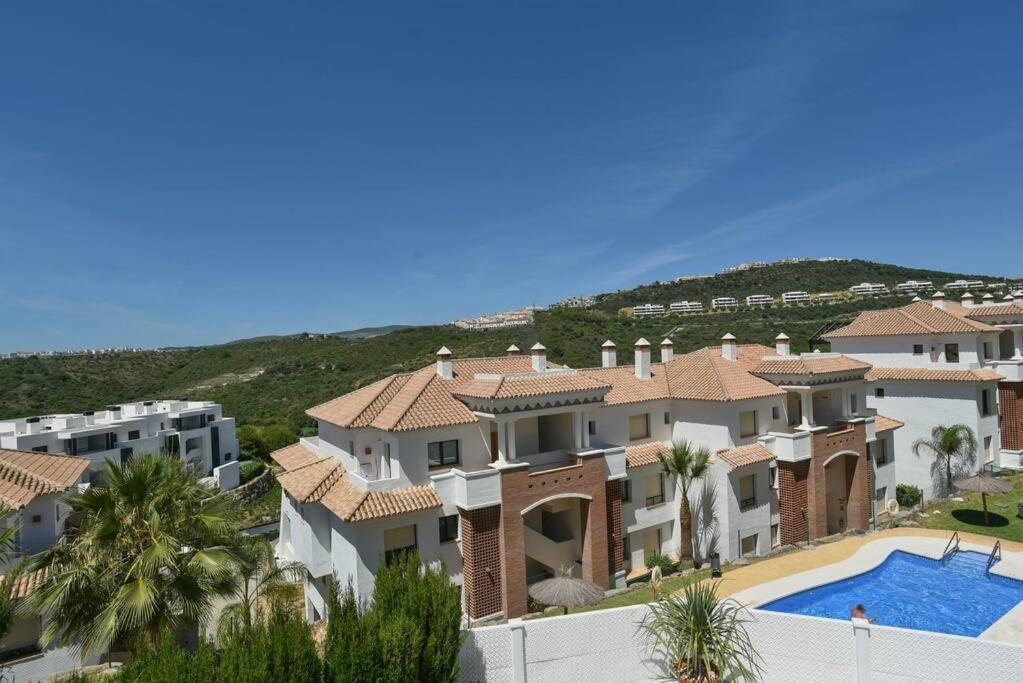 Espectacular Rodeado De Campos De Golf Apartment Casares
